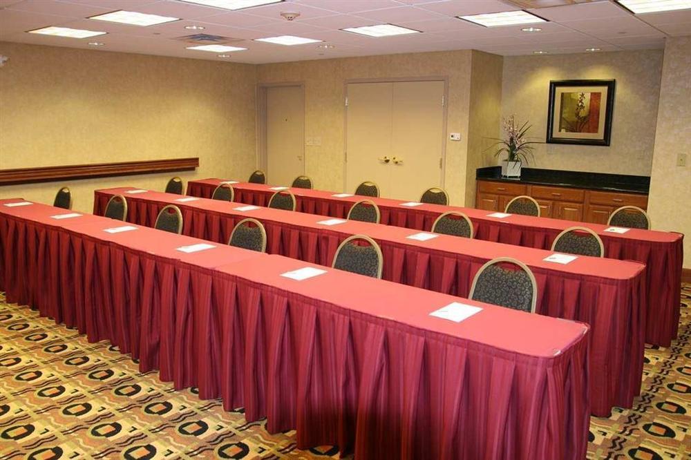 Hampton Inn & Suites Davenport Facilidades foto
