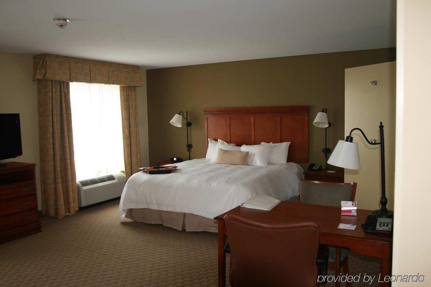 Hampton Inn & Suites Davenport Habitación foto